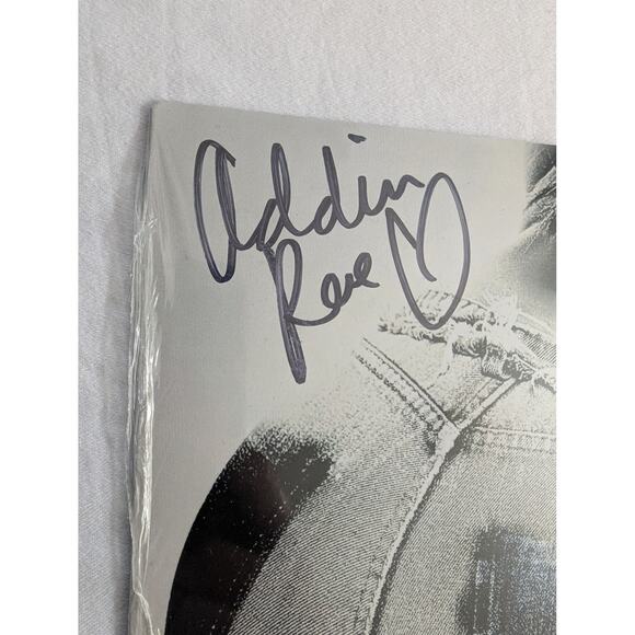 Addison Rae Diet Pepsi Vinyl Hand Signed Cover Single 7" New Sealed Autograph - Picture 4 of 16